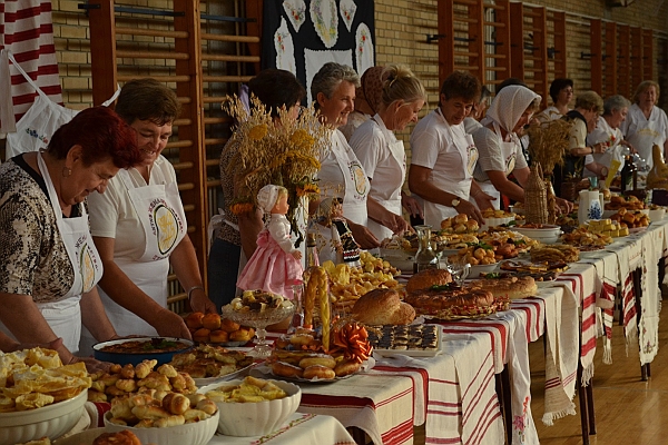 Tradiční rusínsnké pokrmy, Kucura, 2014.